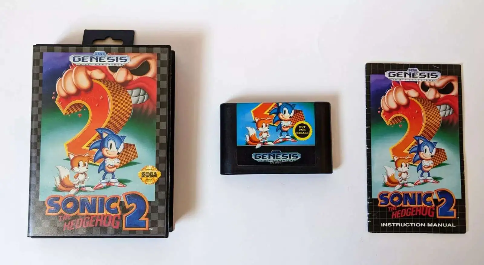 SEGA Genesis Sonic the Hedgehog 2 Video Game [Complete-in-box]