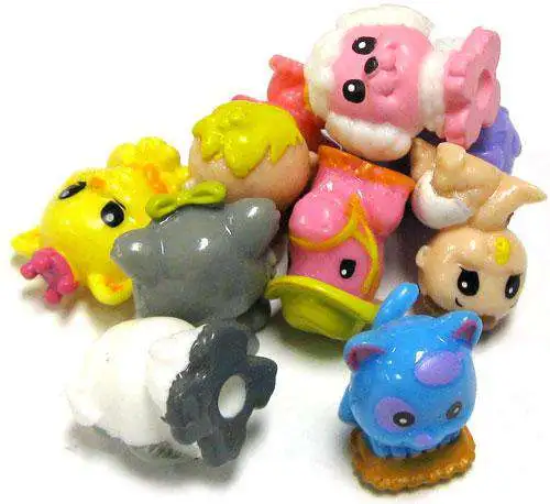 Squinkies Lot of 25 Random Figures