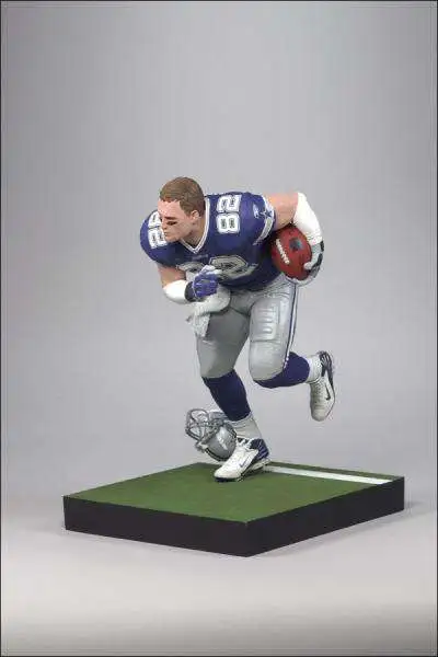 McFarlane Toys NFL Dallas Cowboys Sports Picks Football Tony Romo Felix  Jones Exclusive Action Figure 2-Pack Damaged Package - ToyWiz