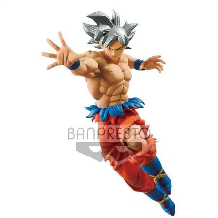 Dragon Ball Super In Flight Fighting Figures Goku 7.9-Inch Collectible PVC Figure [Special Coloring Ed.]
