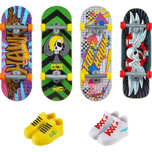 Hot Wheels Skate HW Half Pipe Pack Mini Skateboard 4-Pack