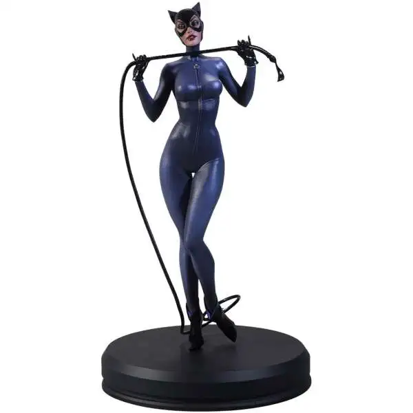 McFarlane Toys DC Direct Catwoman 10-Inch Resin Statue [J. Scott Cambell, DC Cover Girls]