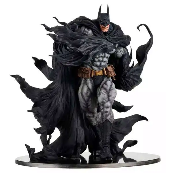 DC Sofbinal Batman 13.8-Inch Masive Soft Vinyl Statue [Hard Black]