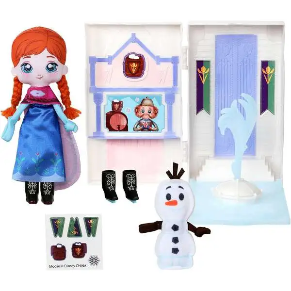 Disney Sweet Seams Arendelle Ice Rink 6-Inch Mini Doll