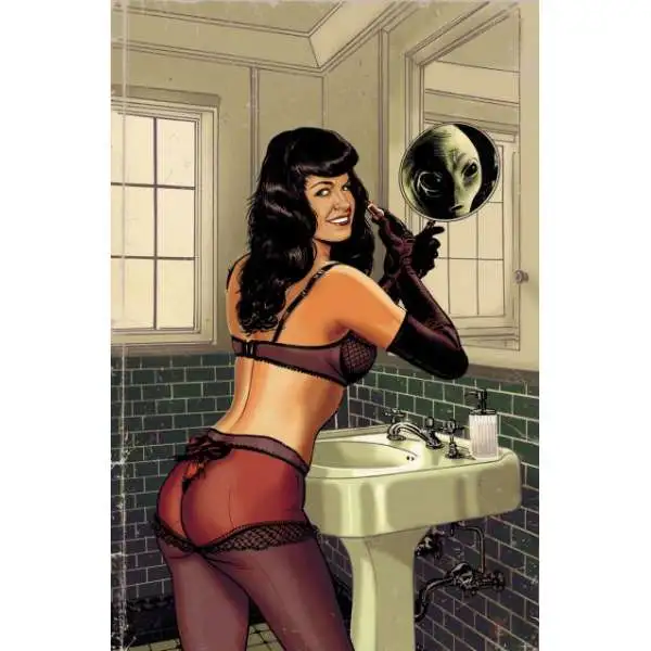 Dynamite Entertainment Bettie Page: The Alien Agenda #4 2022 Comic Book [1:25 Virgin Ratio Variant (Broxton)]