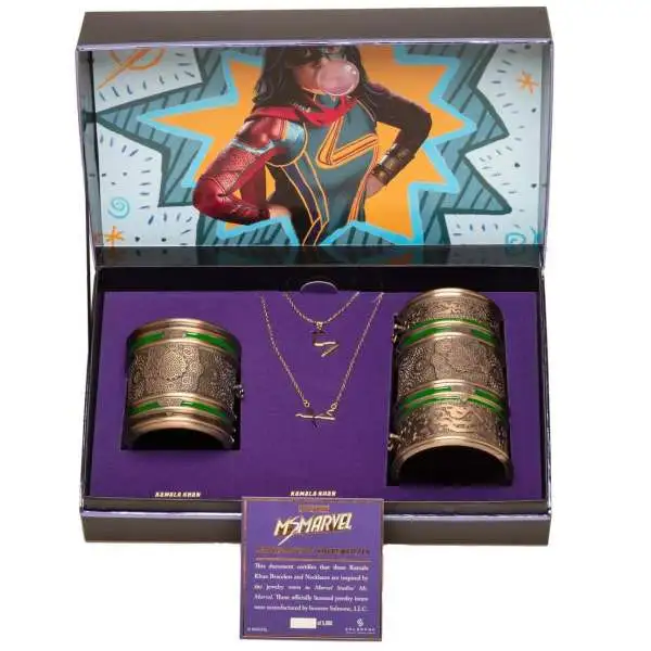 Ms Marvel Jewelry Exclusive Collector's Box Set