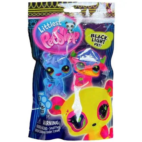 Littlest Pet Shop 2024 Generation 7 Black Light Pets! Mystery Pack [1 RANDOM Pet]