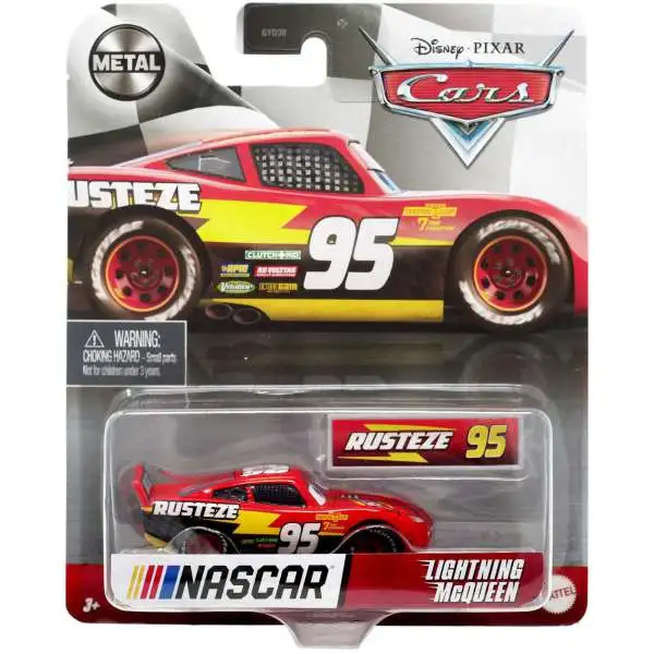 Disney / Pixar Cars Cars 3 NASCAR Lightning McQueen Diecast Car [Damaged Package]