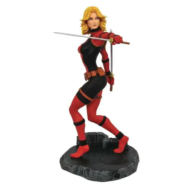 Marvel Gallery Lady Deadpool Exclusive 9-Inch PVC Statue [NYCC Unmasked Version, Loose]
