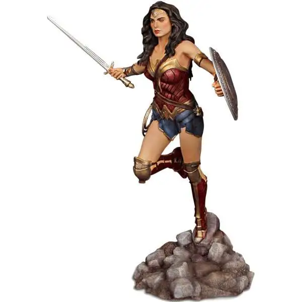 DC Batman V Superman: Dawn of Justice Wonder Woman Resin Model Kit
