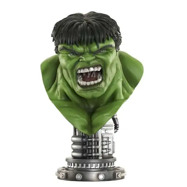 Marvel Legends in 3D Hulk 11-Inch 1/2 Scale Bust