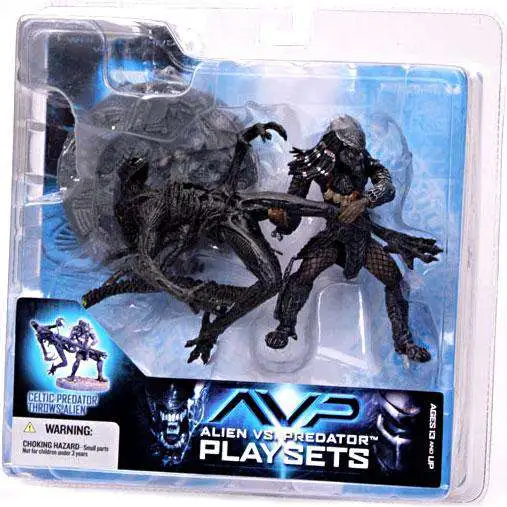 McFarlane Toys Alien vs Predator Alien vs. Predator Movie Playsets Celtic Predator Throws Alien Action Figure Set