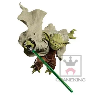 Star Wars Yoda 2.7-Inch Collectible PVC Figure