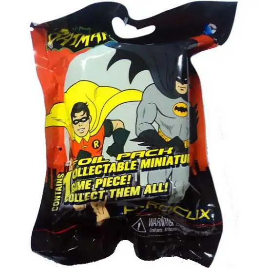 DC HeroClix 1966 Batman Classic Booster Pack [1 RANDOM Figure]