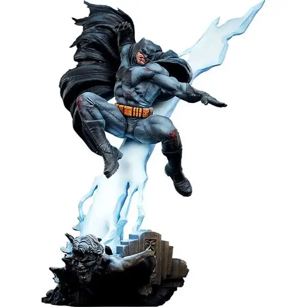 DC Premium Format Batman Statue [The Dark Knight Returns]