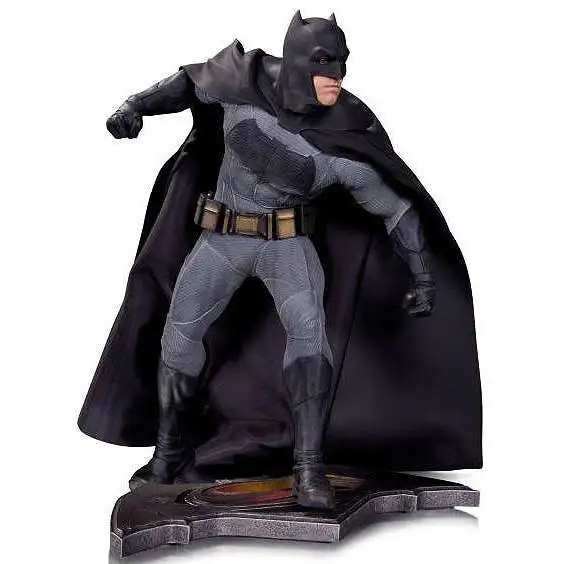 DC Batman V Superman: Dawn of Justice Batman Statue [Damaged Package]