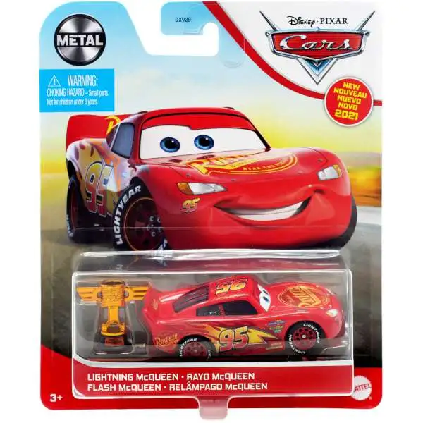 Disney / Pixar Cars Cars 3 Metal Lightning McQueen Diecast Car [with Trophy]