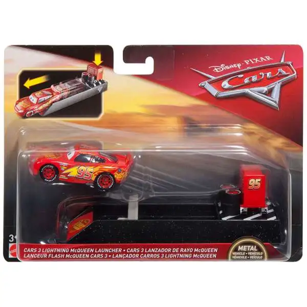 Disney / Pixar Cars Cars 3 Lightning McQueen Diecast Car & Launcher [Damaged Package]