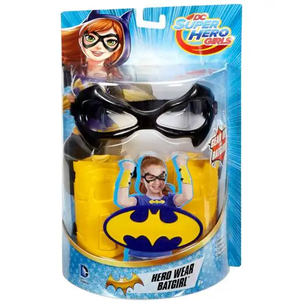 DC Super Hero Girls Hero Wear Batgirl Roleplay Toy