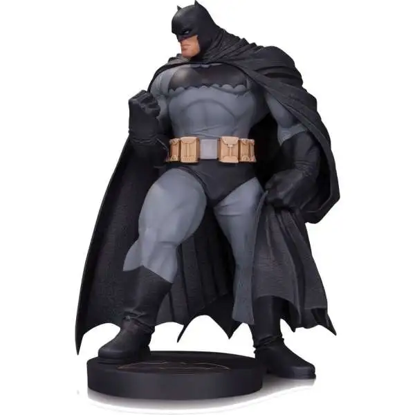 DC Comics Designer Series Andy Kubert Batman Statue [12" Version, Damaged Package]