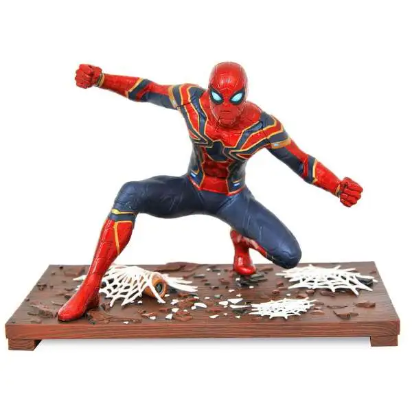Far From Home Marvel Gallery Spider-Man Exclusive 9-Inch PVC Figure Statue
