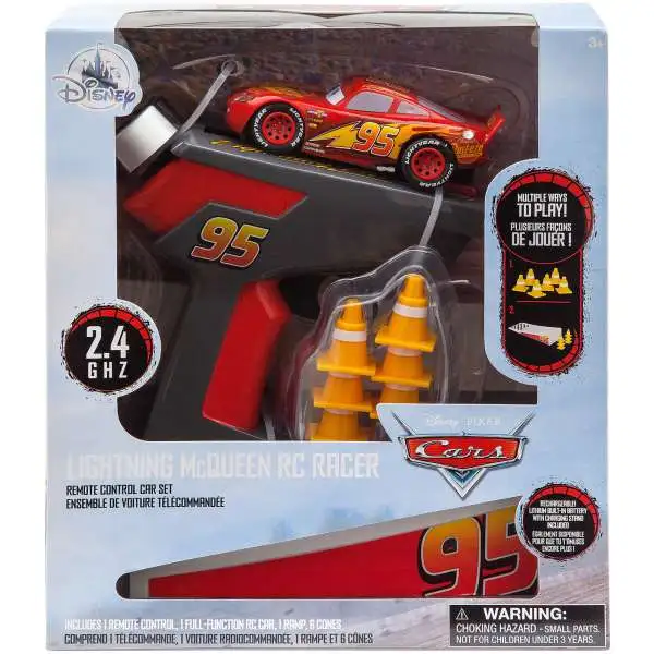 Disney / Pixar Cars Lightning McQueen RC Racer Exclusive Remote Control Car Set [2.4 GHZ]