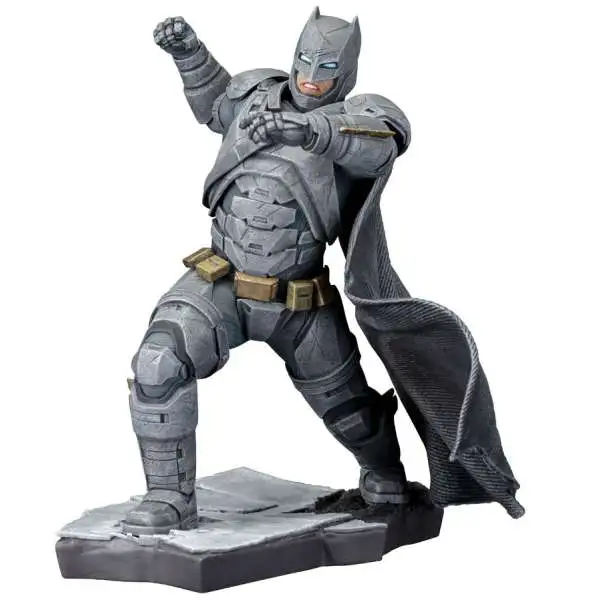 DC Batman V Superman: Dawn of Justice ArtFX+ Armored Batman Statue