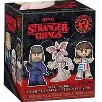 Funko Mystery Minis Stranger Things Season 4 Mystery Pack [1 RANDOM Figure]