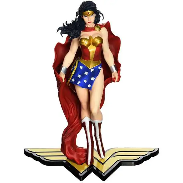 DC ArtFX+ Wonder Woman Statue