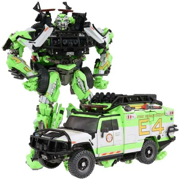 Transformers Dark of the Moon Masterpiece Series Ratchet Action Figure MPM-11D (Pre-Order ships March)