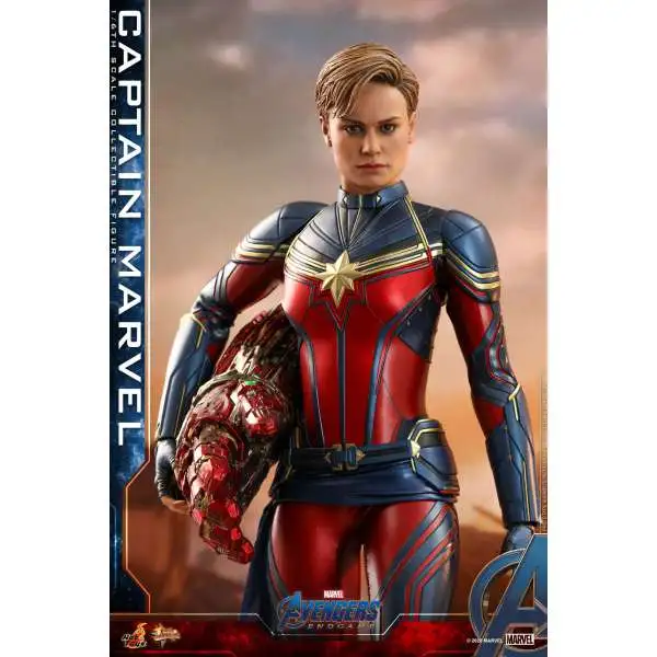 Avengers Endgame Captain Marvel Collectible Figure