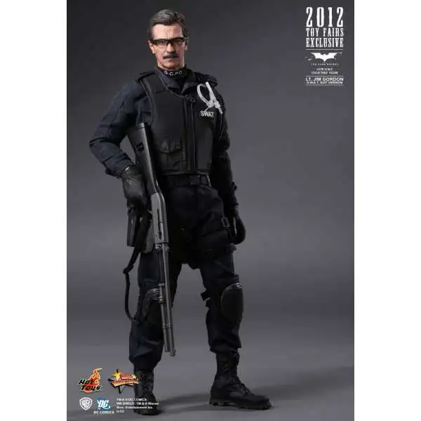 Batman The Dark Knight Movie Masterpiece Lt. Jim Gordon Collectible Figure [S.W.A.T. Suit Version, Damaged Package]