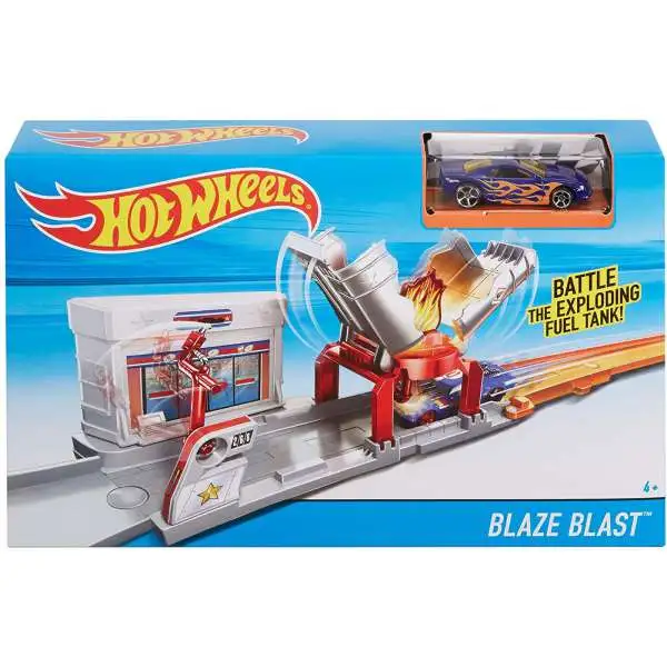 Hot Wheels City Blaze Blast Diecast Car Playset