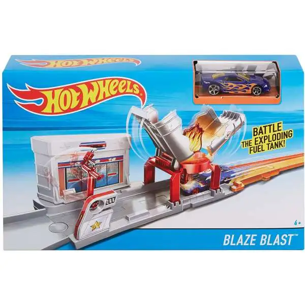  Hot Wheels City Shark Beach Battle Play Set Multicolor