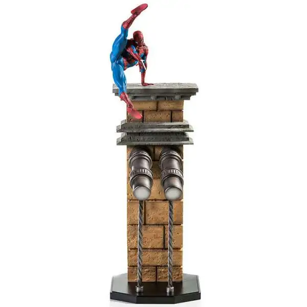 Marvel Spider-Man 20-Inch Battle Diorama Statue [Raphael Albuquerque]