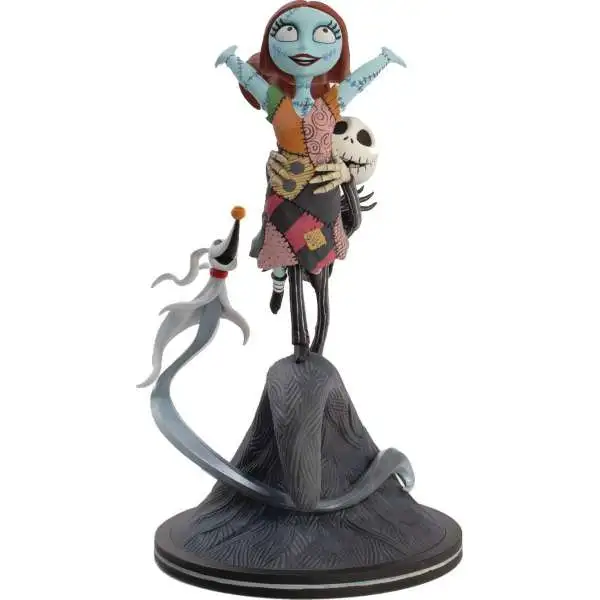Disney Nightmare Before Christmas Q-Fig Elite Jack and Sally Flying 8-Inch Figure Diorama (Pre-Order ships March)