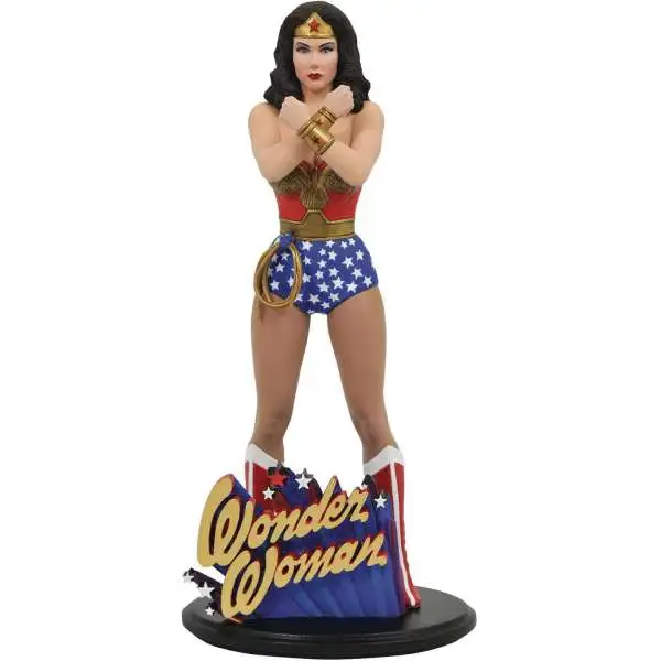 DC Wonder Woman 9-Inch Gallery PVC Statue [Linda Carter Version]