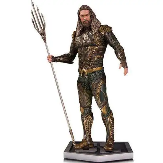 DC Justice League Aquaman Statue