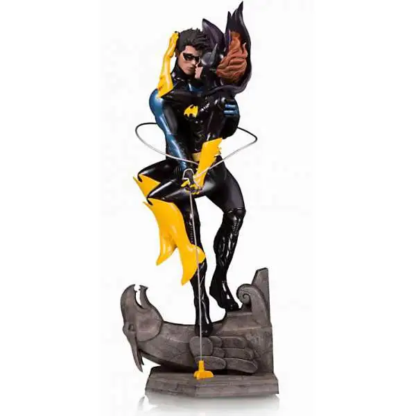 DC Designer Series Batgirl & Nightwing 13.7-Inch Statue [Sook]