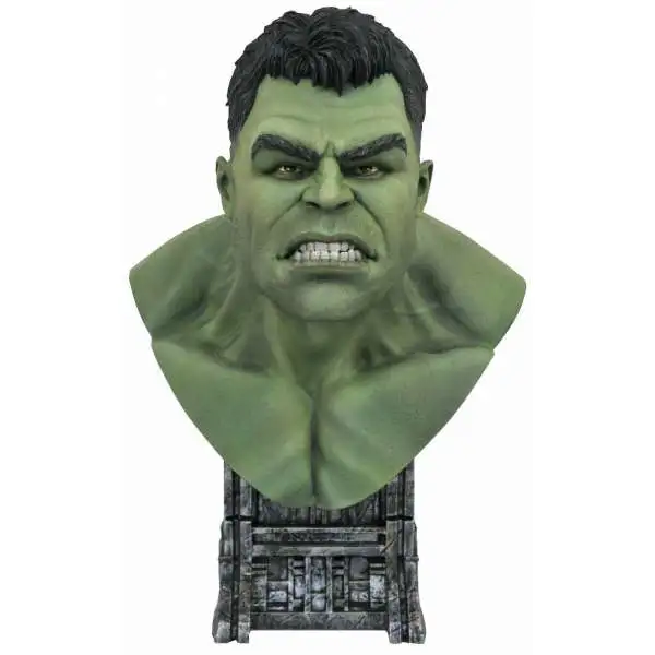 Marvel Thor: Ragnarok Legendary Comic Hulk Half-Scale Bust [1/2 Scale]