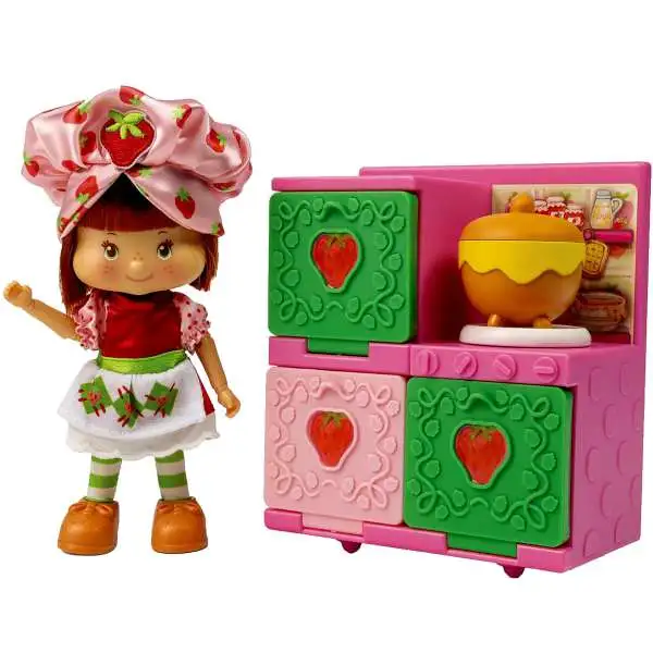 Strawberry Shortcake Berry Bake Shoppe 5.5-Inch Playset with Figure