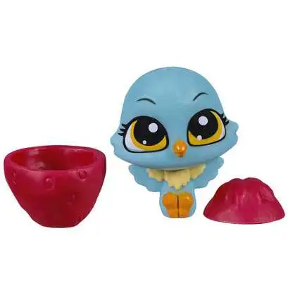 Littlest Pet Shop The Littlest Pets Collection Series 2 Blue Bird with Strawberry 1-Inch [Loose]