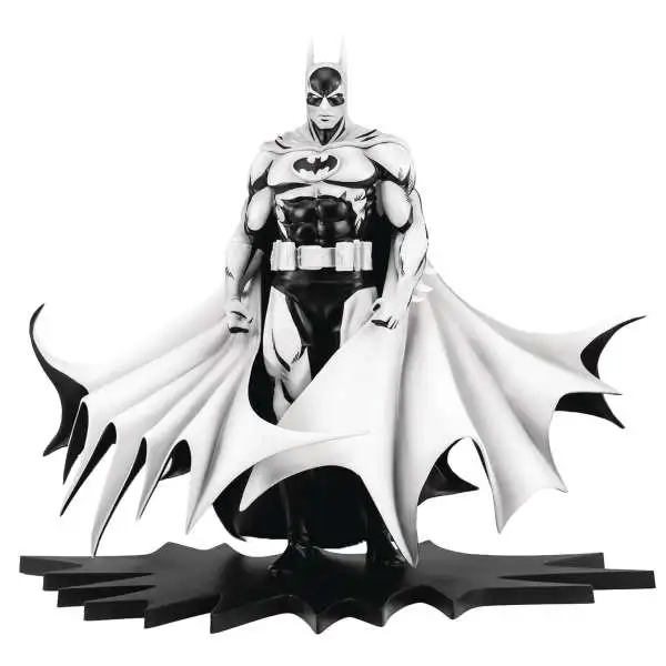 DC Heroes Batman Exclusive PVC Statue [Black & White, SDCC 2024]