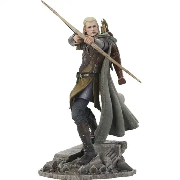 Lord of the Rings Gallery Legolas 10-Inch PVC Statue (Pre-Order ships November)