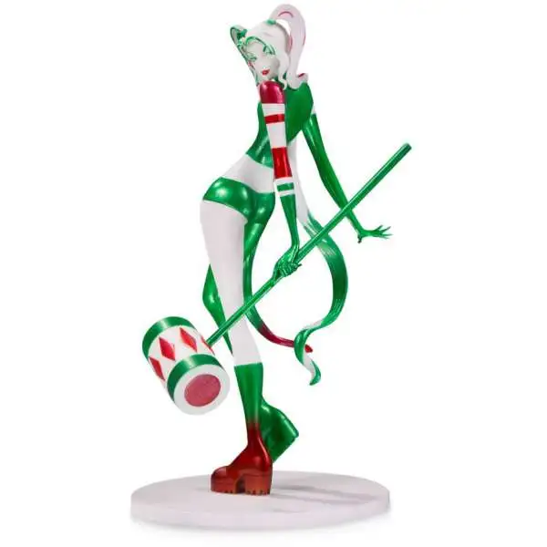 DC Artist Alley Harley Quinn 6.75-Inch PVC Collector Statue [Sho Murase, Holiday Variant]