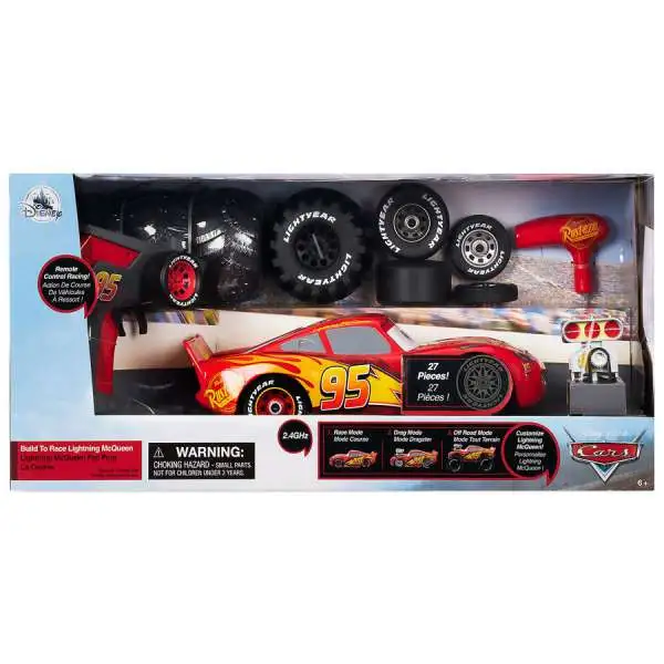 Disney Pixar Cars Cars 2 Lightning McQueen Pit Crew Exclusive PVC Figurine  Set Damaged Package - ToyWiz