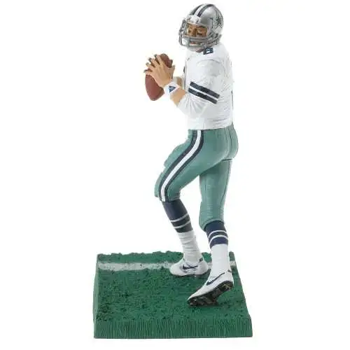 McFarlane Toys NFL New England Patriots Sports Picks Football Series 11 Tom  Brady Action Figure White Jersey Variant - ToyWiz