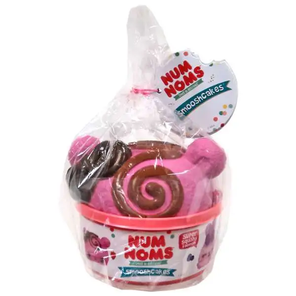 Num Noms Smooshcakes Sweetie Strawberry Squeeze Toy