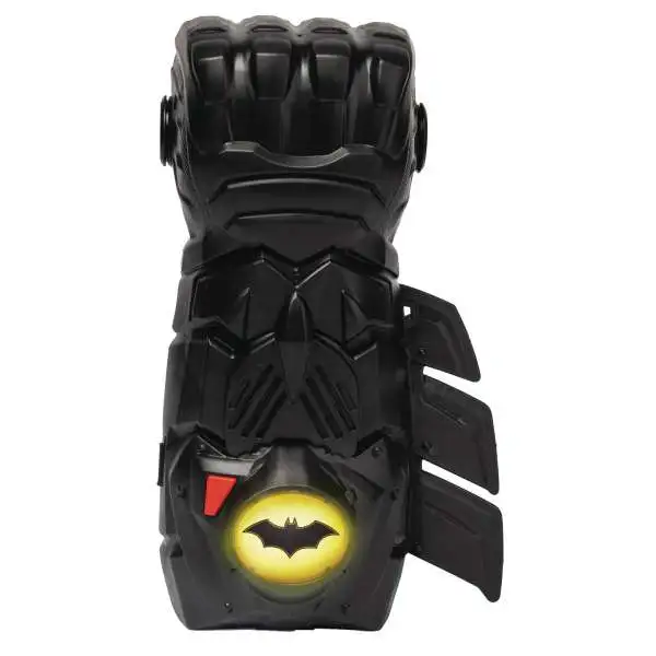 DC The Caped Crusader Batman Gauntlet Roleplay Toy