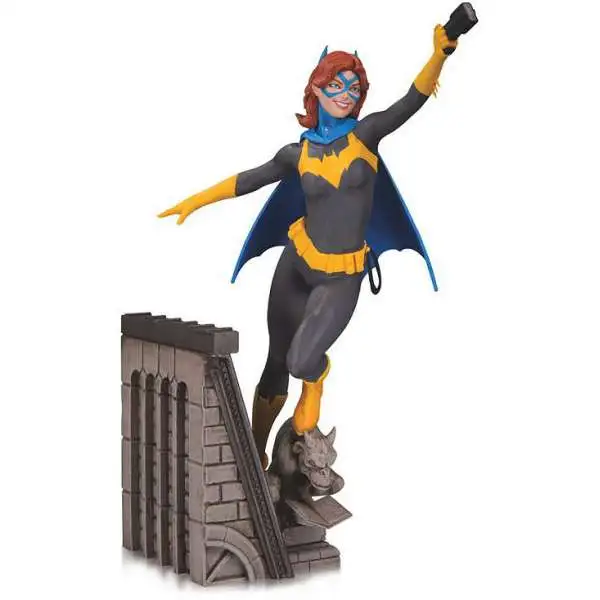 DC Batman Bat Family Batgirl 8.2-Inch Multi-Part Statue Diorama
